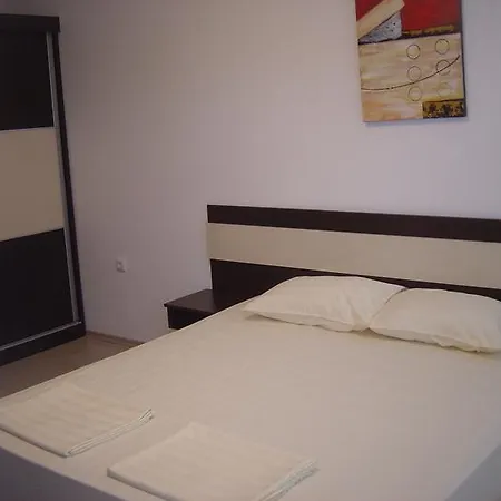 Stefani Приморско