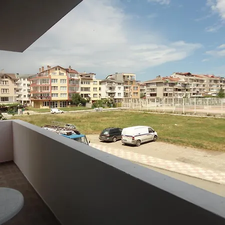 Апартамент Stefani *